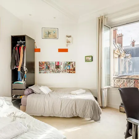 Family Apartment, 17, Plaine Monceau, By Easyflat * Paříž